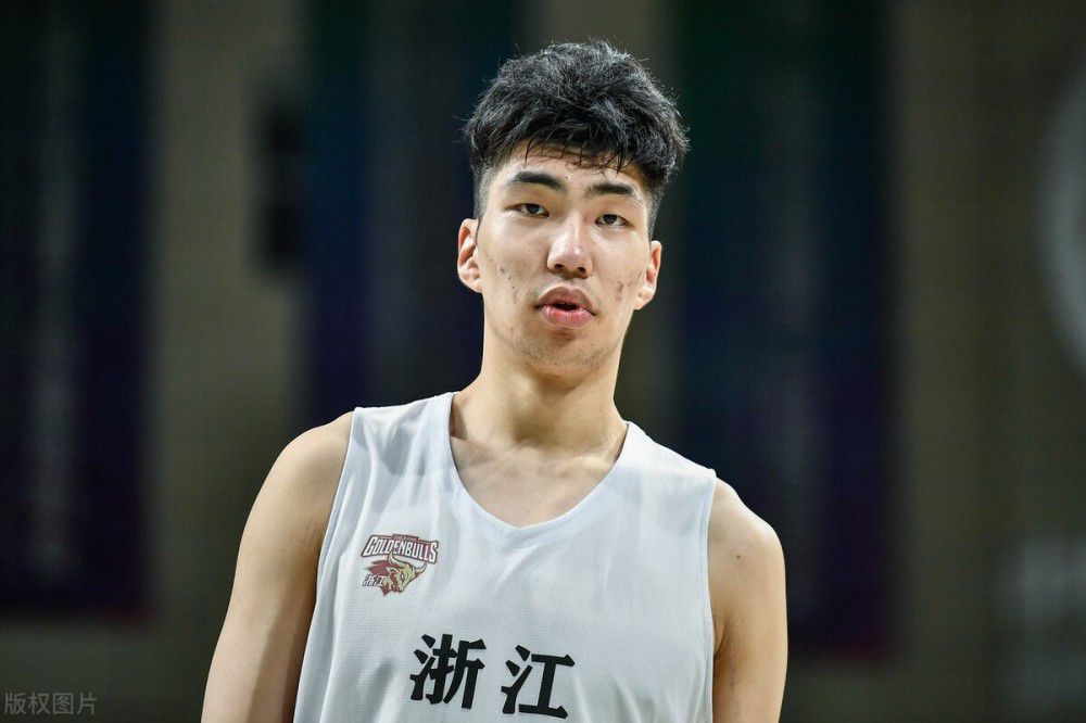 诺丁汉森林和曼联都在上一轮赢球，摆脱不胜困境，前者志在远离降级区，后者志在打入欧战区，因此战意都不低，加上英超已经过半，每一分都变得非常重要。